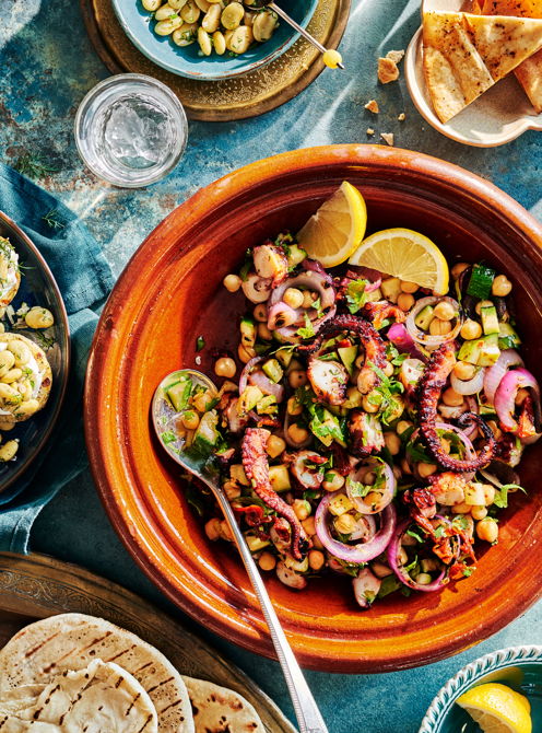 Ensalada de Pulpo a la Parrilla con Calabacín y Garbanzos